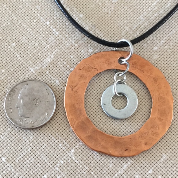 HAND CRAFTED Copper Washer Necklace - Picture 2 of 3
